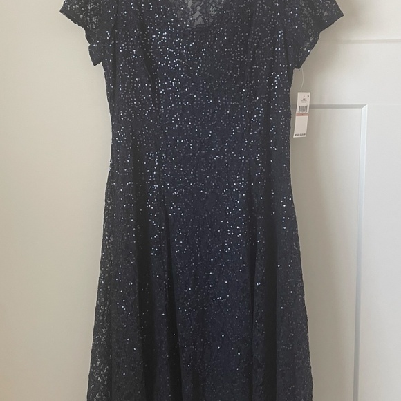 NWT SLNY Sequin Lace Midi Dress - Picture 2 of 10